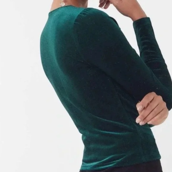 Urban Outfitters Green Velvet Metallic Deep V Neck Top - Picture 3 of 9